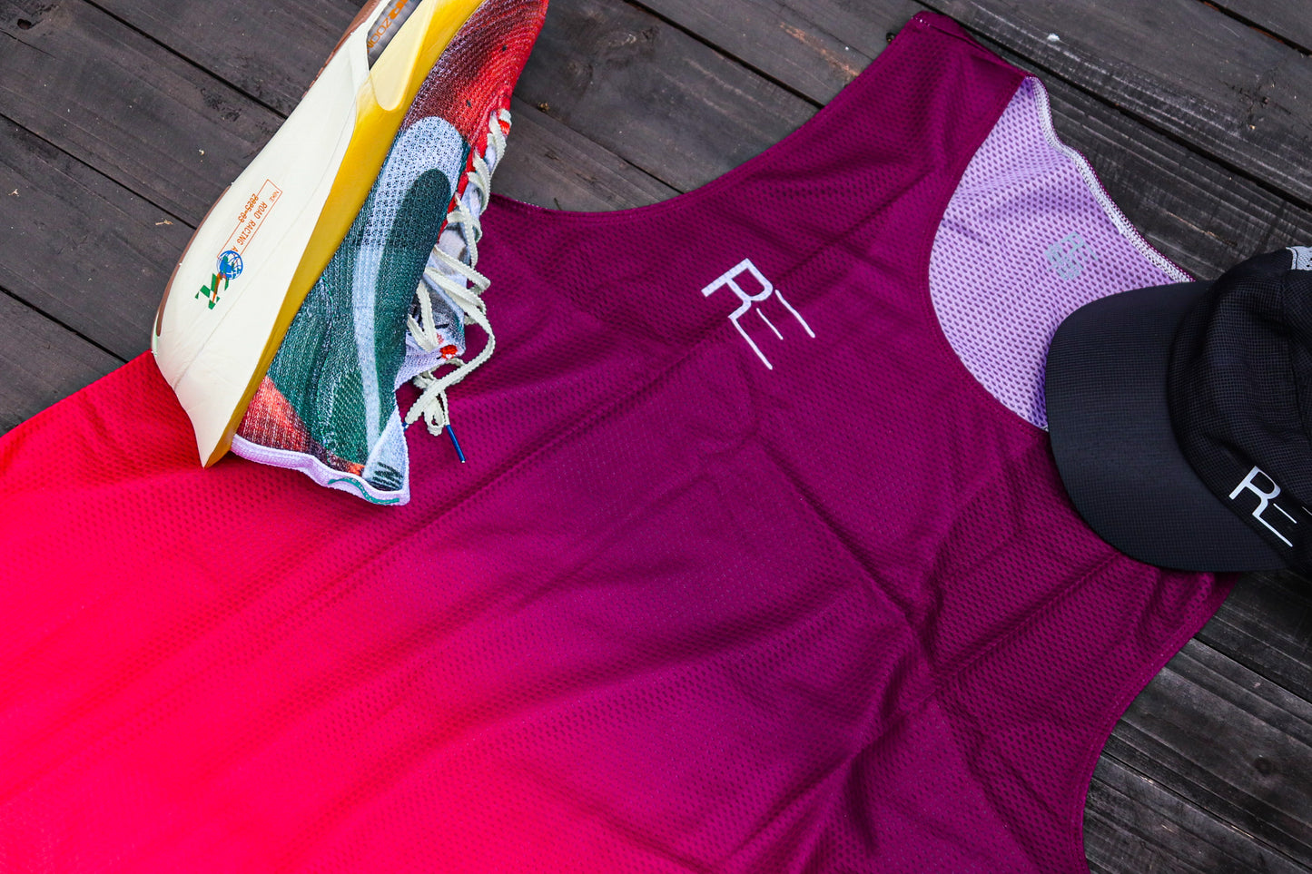 Ombré Airflow Tech Singlet